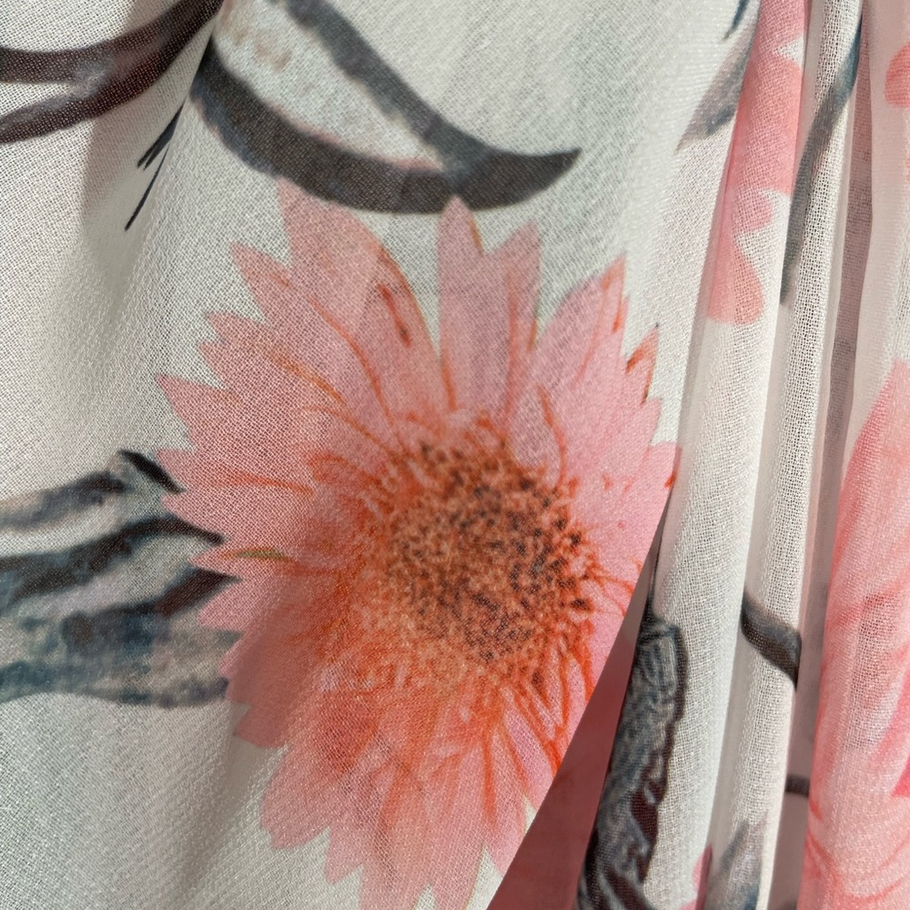 Chic Pink Sheer and White Floral Blouse with Ruffles - Picture 9 of 13